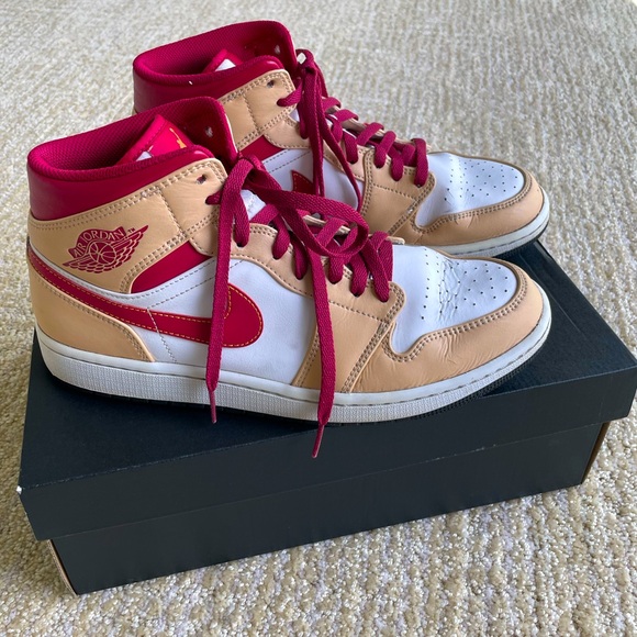 Nike Air Jordan 1 Mid Light Curry Cardinal size 9.5 554724-201 OG I Retro GC - Picture 2 of 16